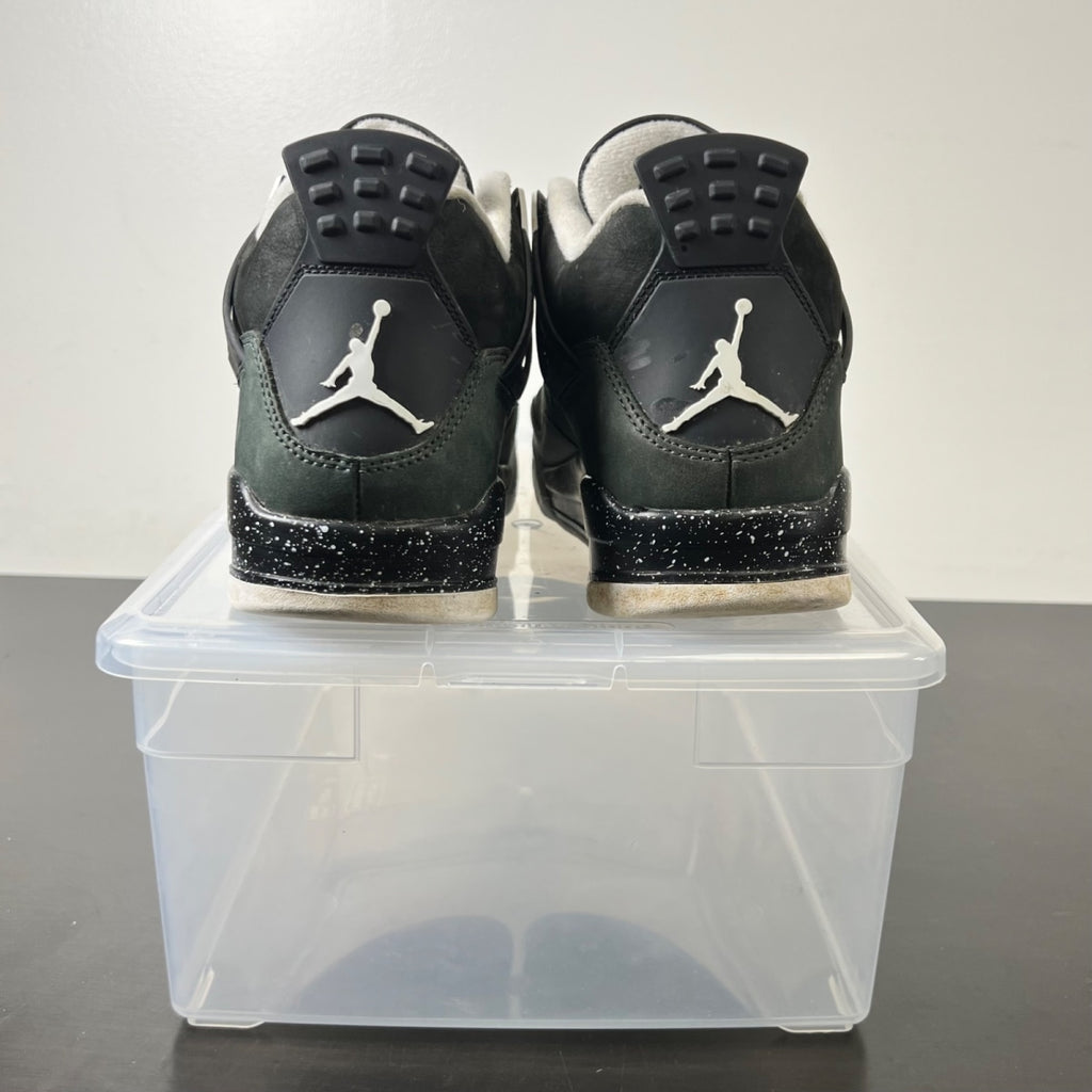 Jordan 4 Retro Fear (2024) 9.5 (Heavily Worn Pre-Owned)JordanBlack/White/Anthracite/Black/Pure Platinum - Image 4