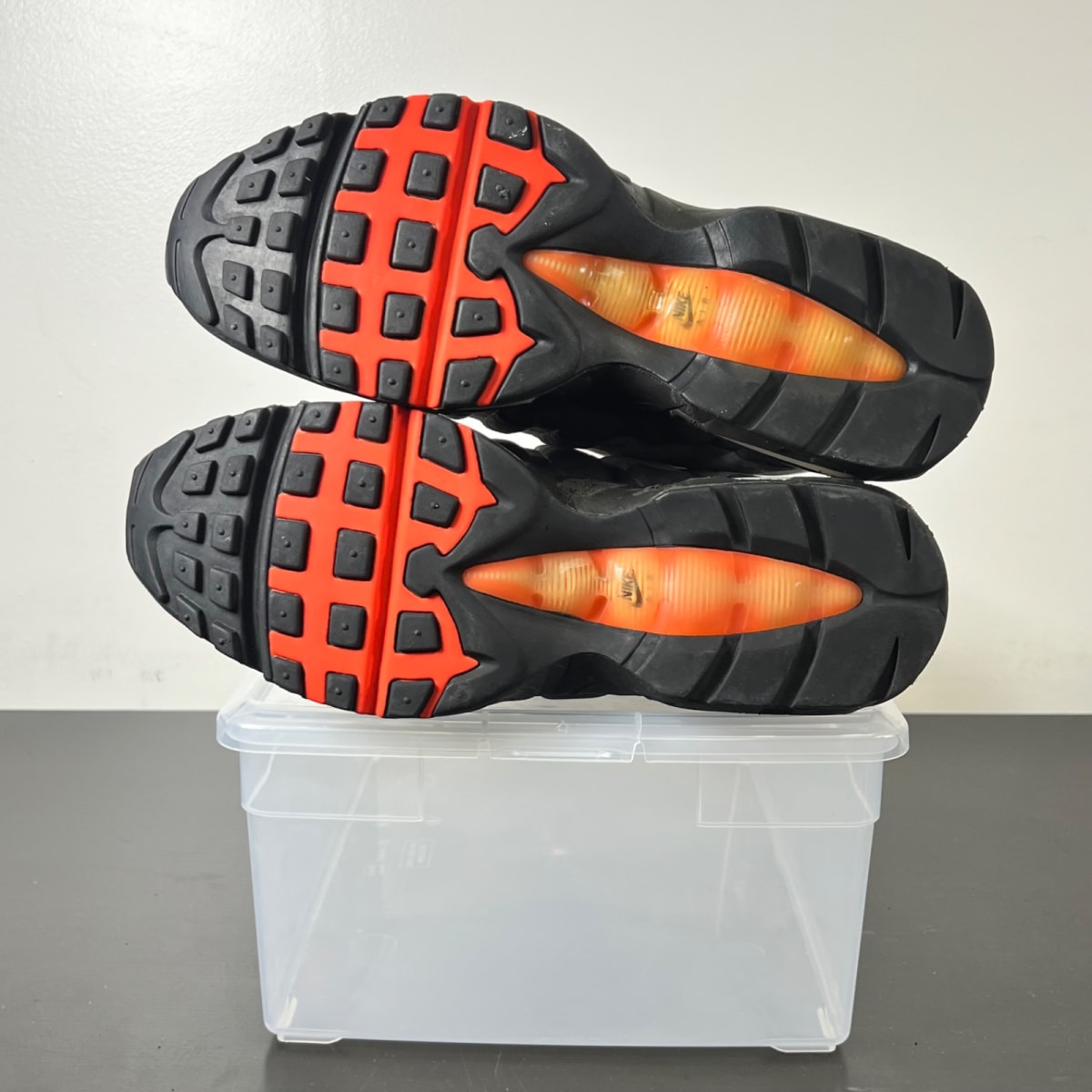 Nike Air Max 95 Team Orange (2009) 10 (Heavily Worn Pre-Owned)NikeWhite/Team Orng-Ntrl Grey-Mdm Grey - Image 5