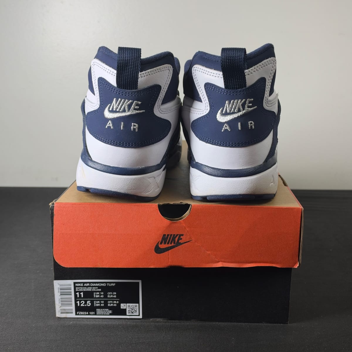 Nike Air Diamond Turf Cowboys (Size 11) - aux
