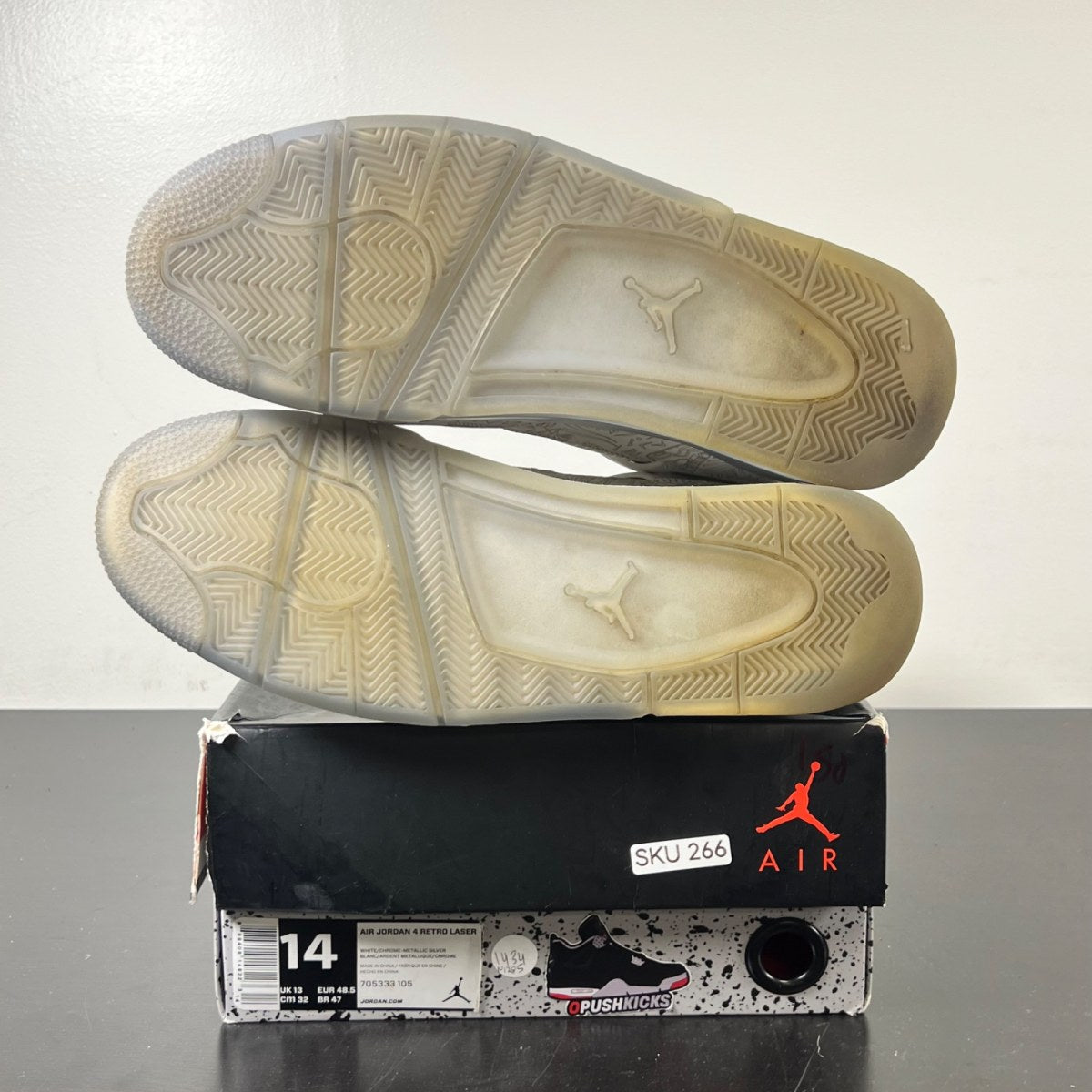 Jordan 4 Retro 30th Anniversary Laser 14 (Lightly Worn Pre-Owned)JordanLaser White/Chrome-Metallic Silver - Image 6