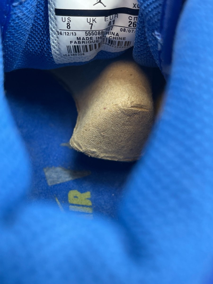 Jordan 1 Retro High OG Laney 8 (Moderately Worn Pre-Owned)JordanVarsity Maize/Game Royal-White - Image 8