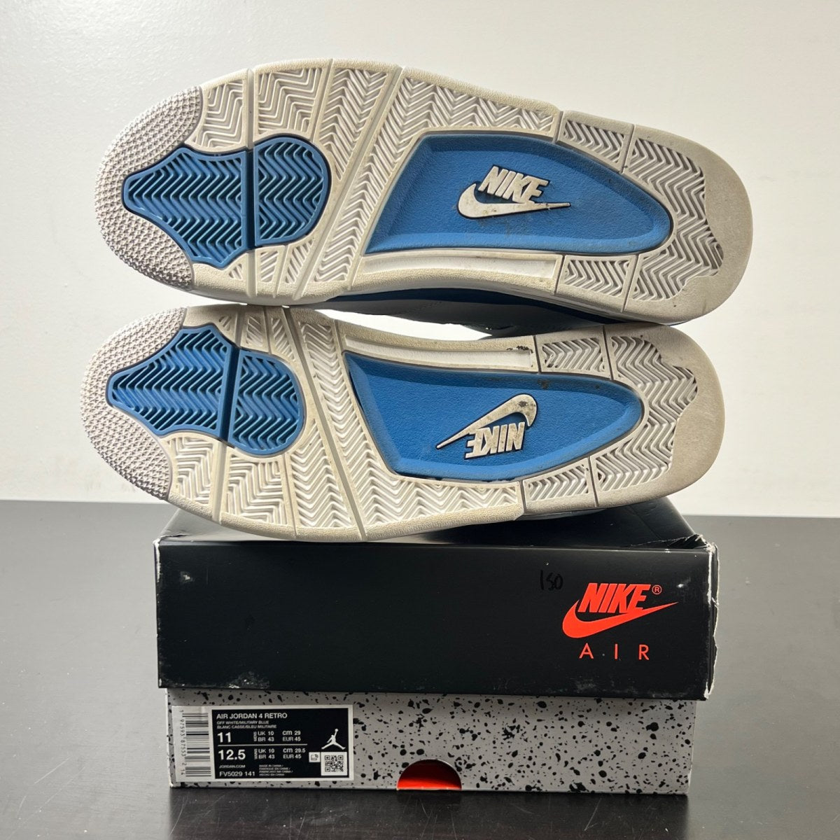 Jordan 4 Retro Military Blue (2024) 11 (Lightly Worn Pre-Owned)JordanOff-White/Military Blue/Neutral Grey - Image 6
