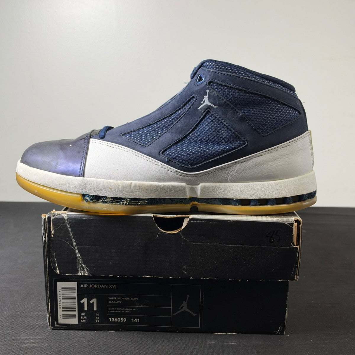 Jordan 16 OG White Midnight Navy (Size 11) - Image 3