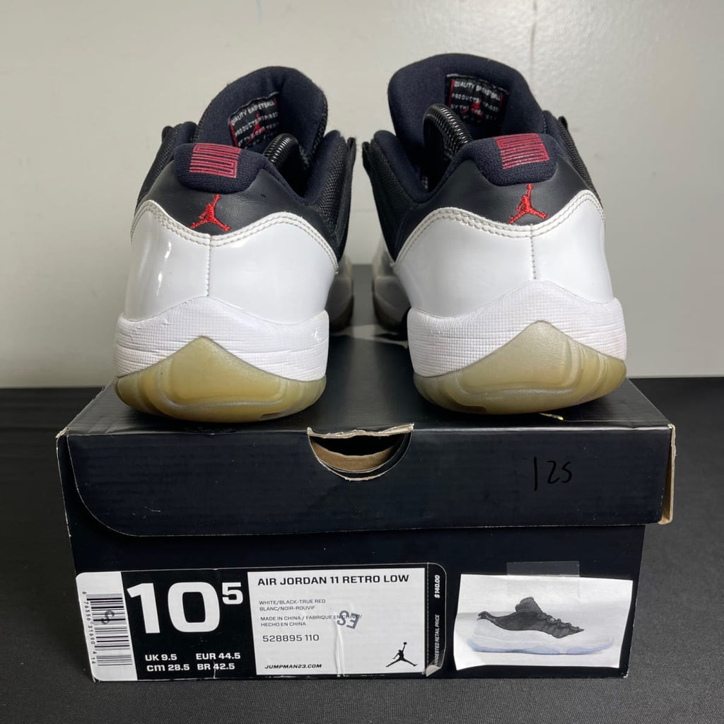 Jordan 11 Retro Low Tuxedo (Size 10.5) - aux