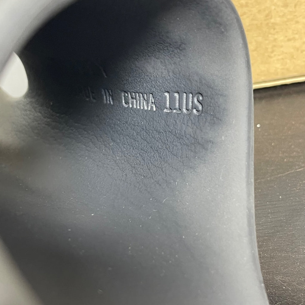 adidas Yeezy Slide Onyx 11 (Moderately Worn Pre-Owned)adidasOnyx/Onyx/Onyx - Image 6