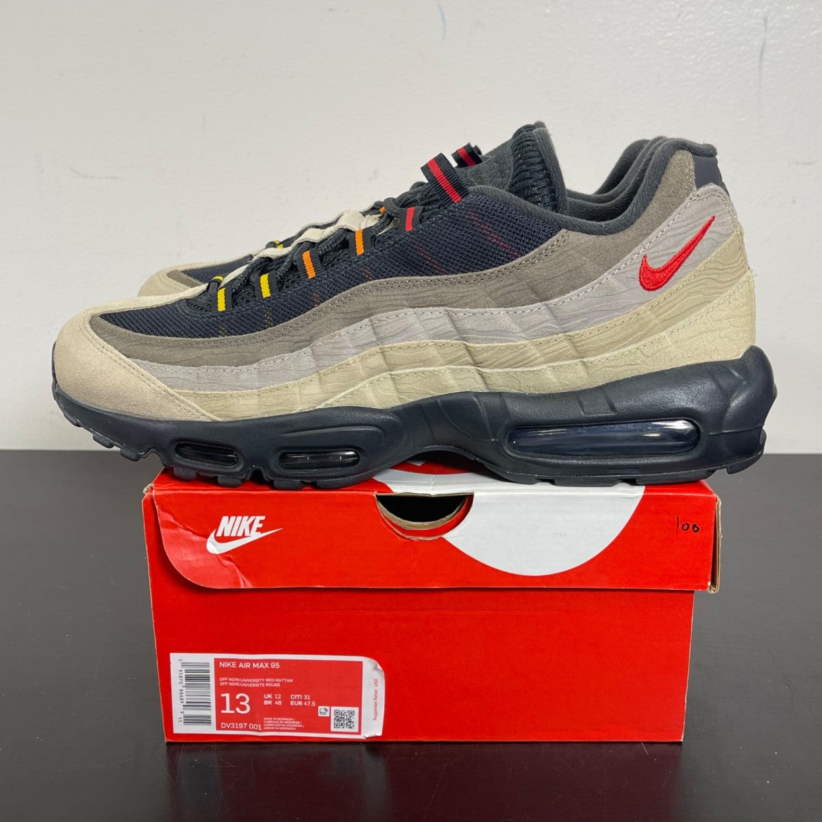 Nike Air Max 95 Off Noir Limestone 13 (Moderately Worn Pre-Owned)NikeOff Noir/University Red-Rattan-Limestone - Image 3