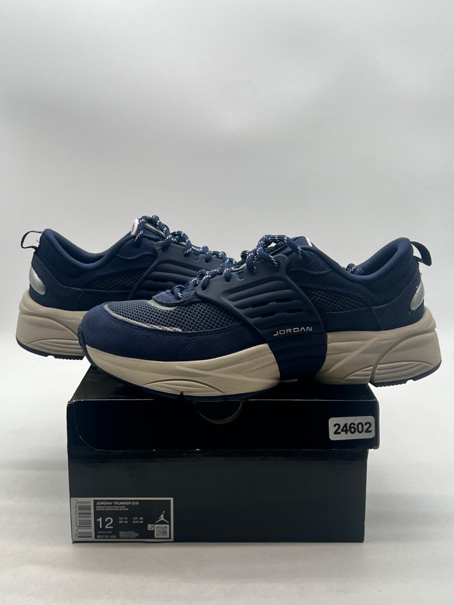 Jordan Trunner O/S Midnight Navy Light Orewood Brown 12 (Lightly Worn Pre-Owned)JordanMidnight Navy/Thunder Blue/Light Orewood Brown/Pink Foam - Image 1