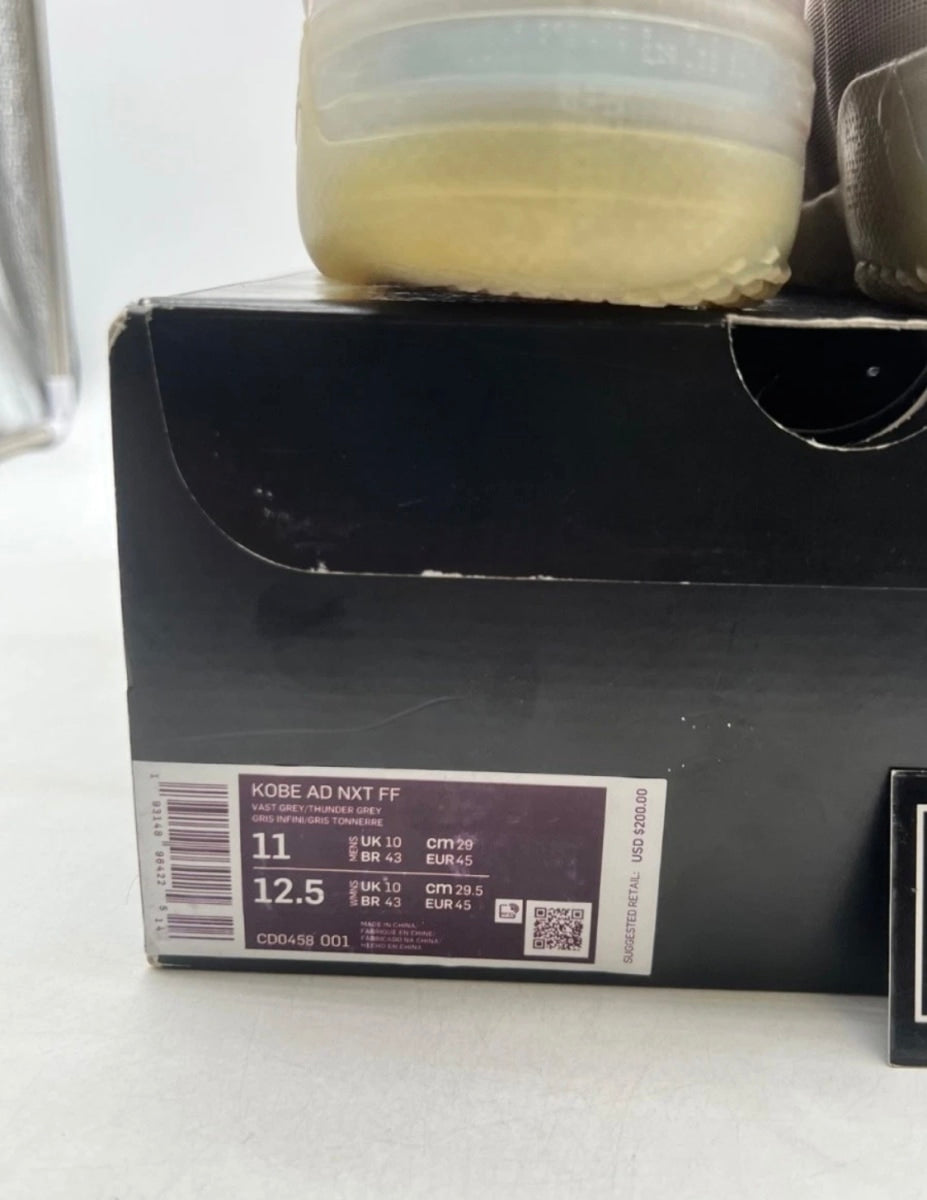 Nike Kobe AD NXT FF Vast Grey 11 (Moderately Worn Pre-Owned)NikeVast Grey/Thunder Grey - Image 3