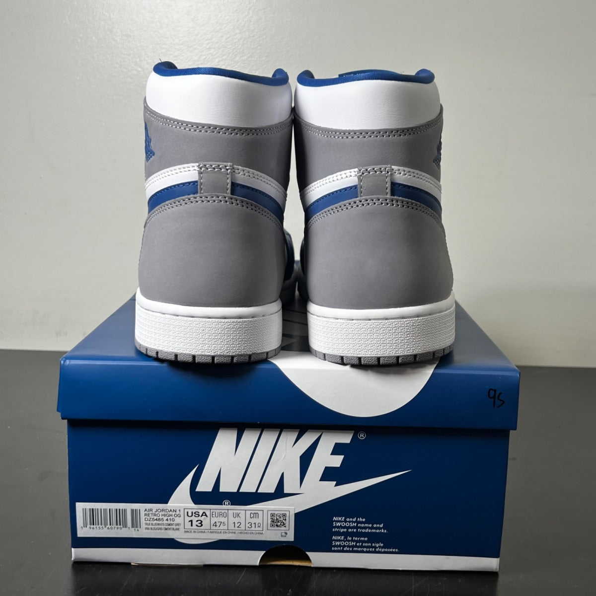 Jordan 1 Retro High OG True Blue 13 (Lightly Worn Pre-Owned)JordanTrue Blue/White/Cement Grey - Image 5