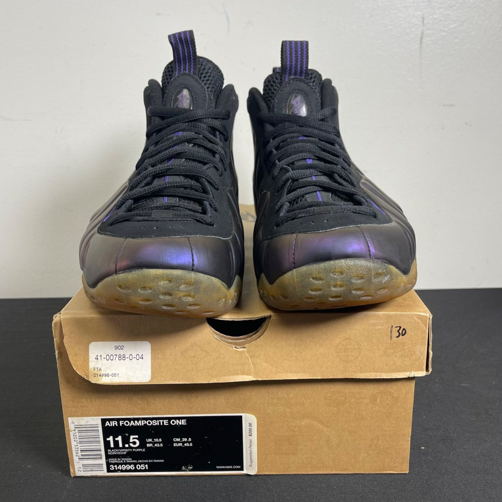 Nike Air Foamposite One Eggplant 11.5 (Moderately Worn Pre-Owned)NikeBlack/Varsity Purple - Image 2