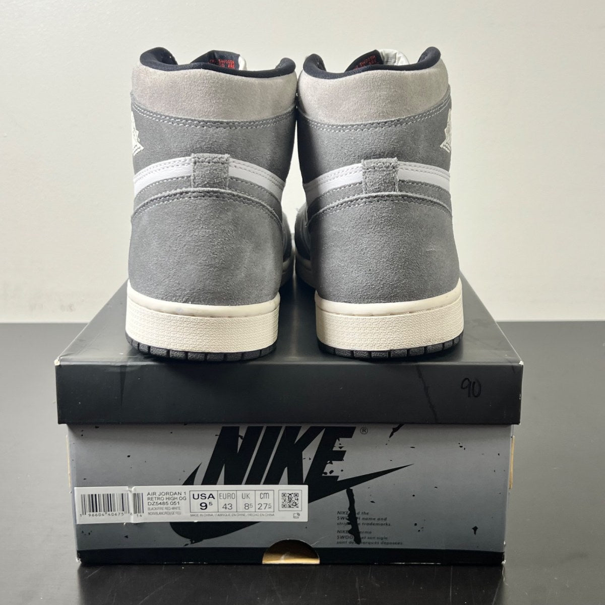 Jordan 1 Retro High OG Washed Black 9.5 (Lightly Worn Pre-Owned)JordanBlack/Fire Red/Light Smoke Grey/Sail - Image 6