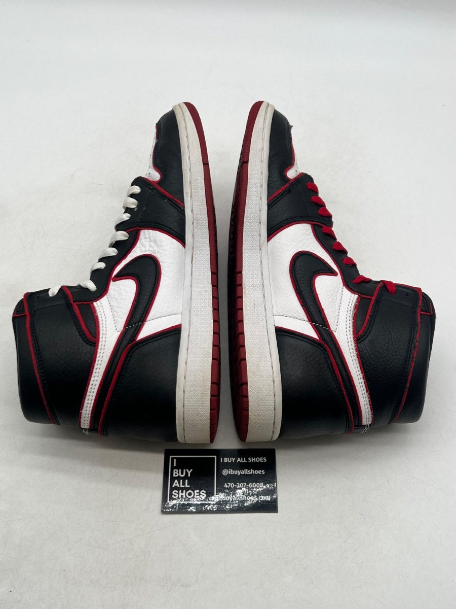 Jordan 1 Retro High Bloodline 10.5 (Moderately Worn Pre-Owned) - Image 6