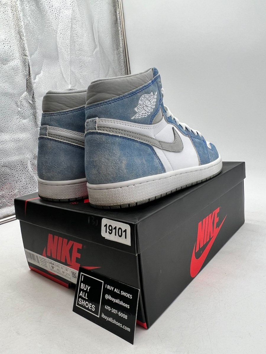 Jordan 1 Retro High OG Hyper Royal 9.5 (Lightly Worn Pre-Owned) - Image 5