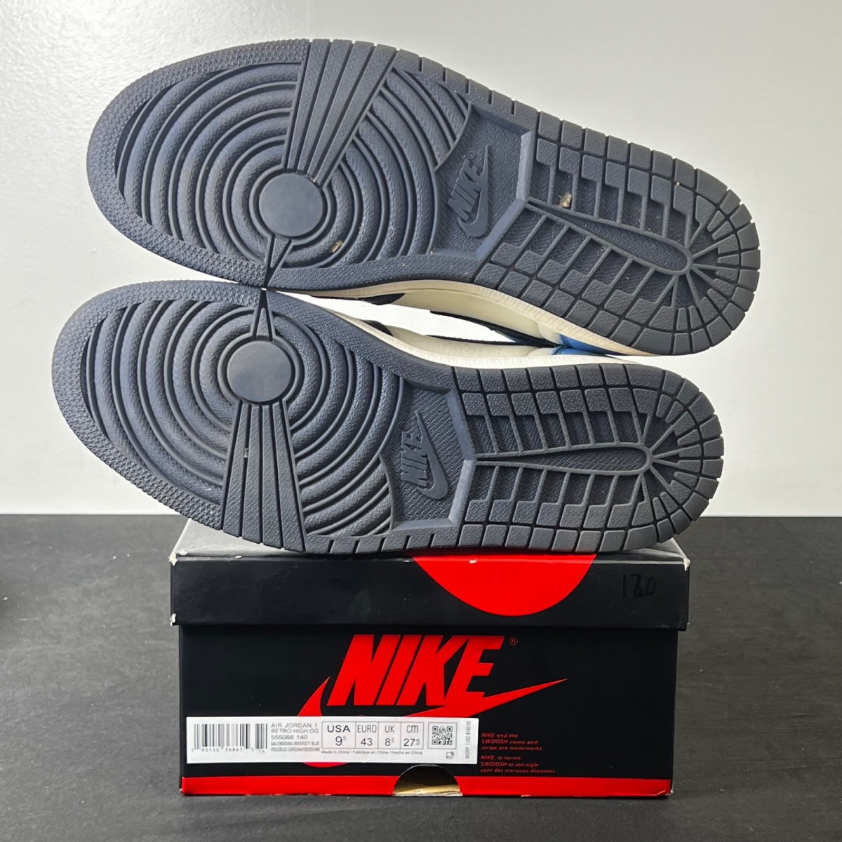 Jordan 1 Retro High Obsidian 9.5 (Lightly Worn Pre-Owned)JordanSail/Obsidian-University Blue - Image 5