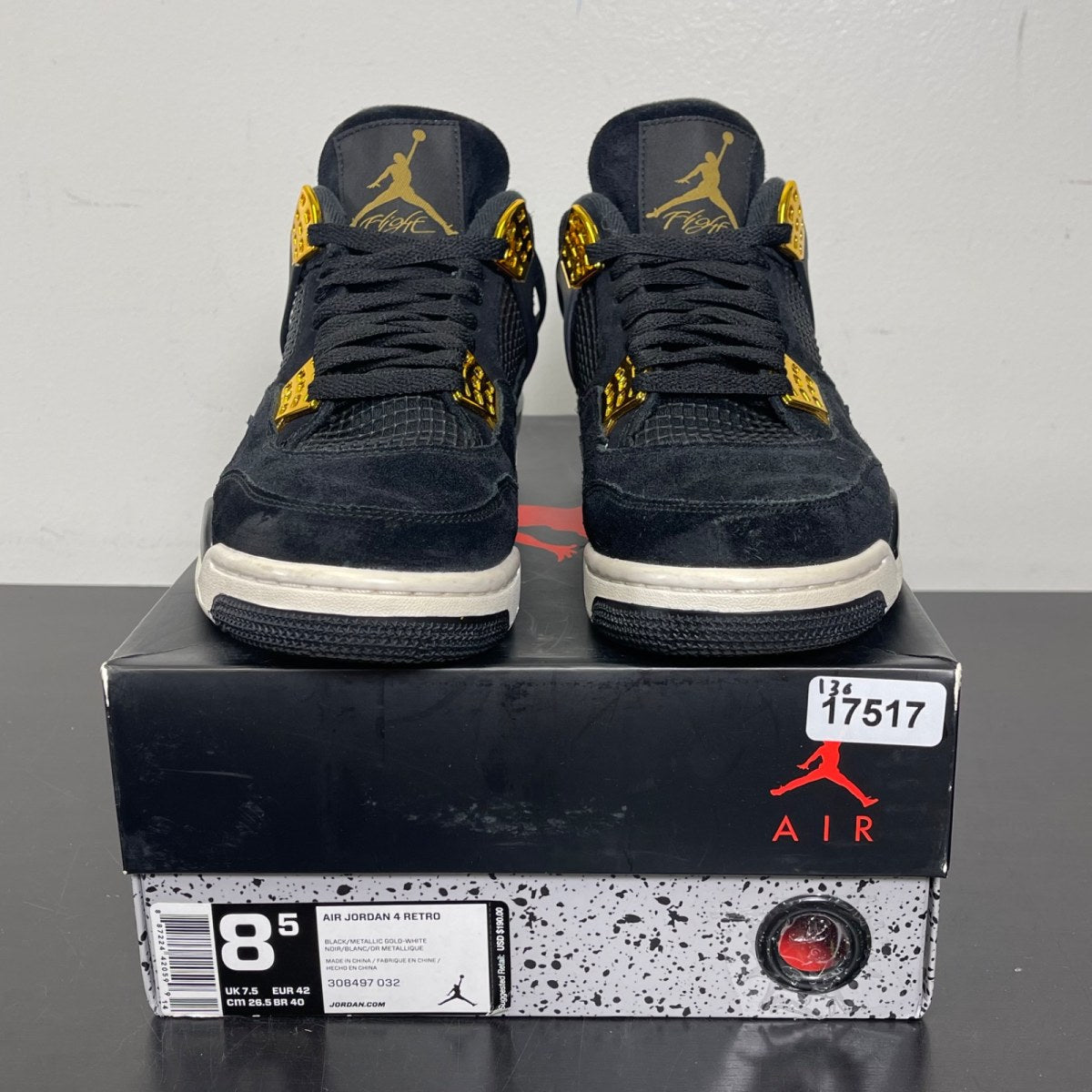 Jordan 4 Retro Royalty 8.5 (Moderately Worn Pre-Owned)JordanBlack/Metallic Gold-White - Image 2