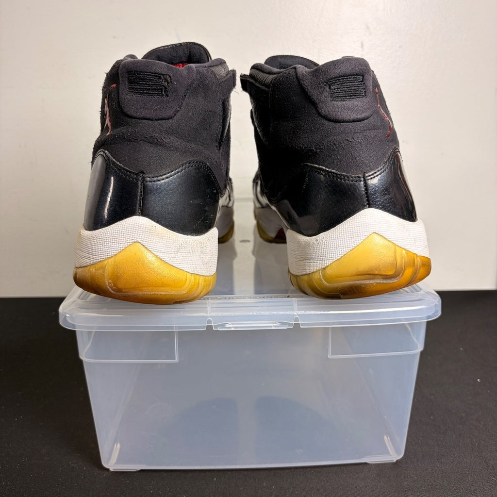 Jordan 11 Retro 72-10 (Size 13) - aux