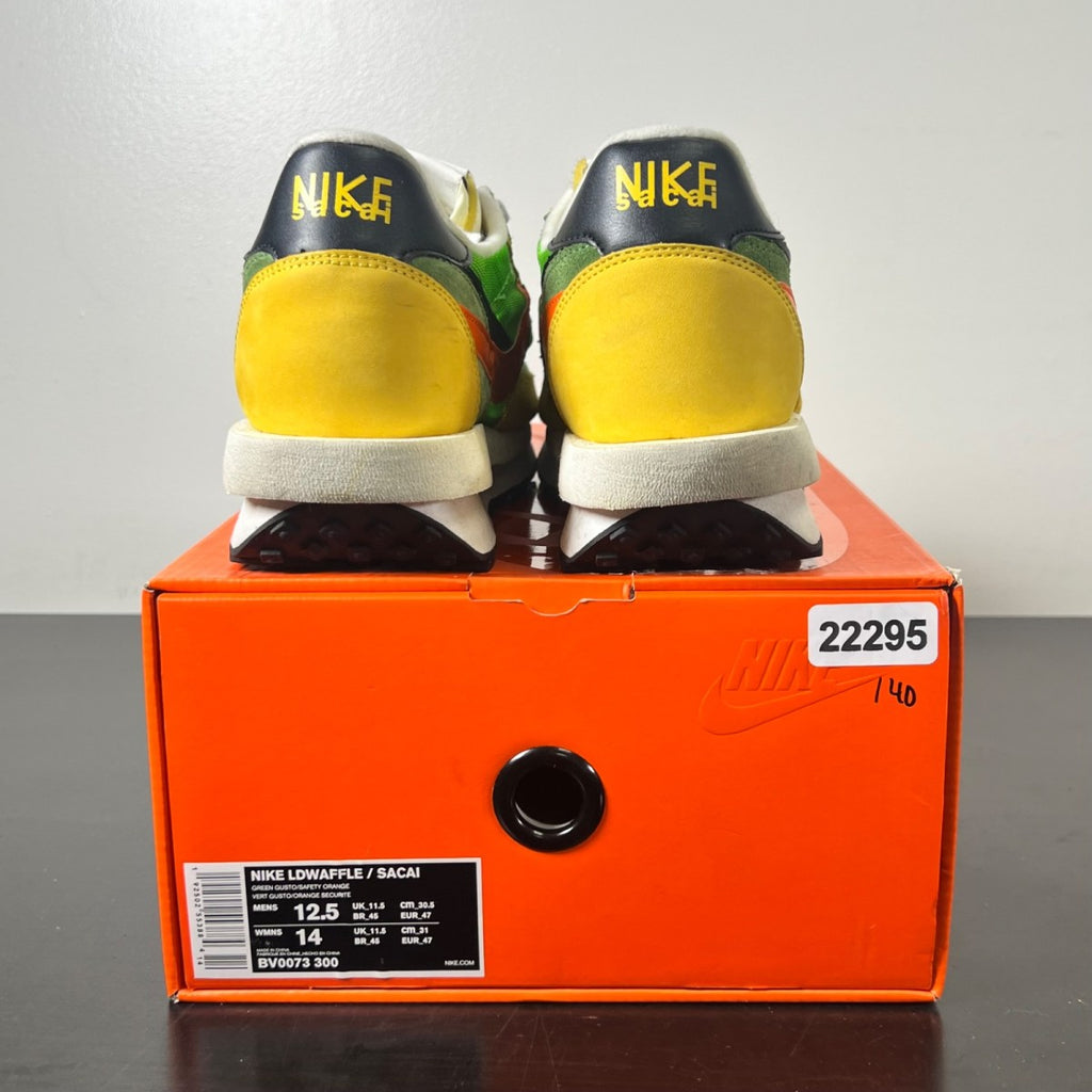 Nike LD Waffle sacai Green Gusto 12.5 (Lightly Worn Pre-Owned)NikeGreen Gusto/Black-Varsity Maize-Safety Orange - Image 4