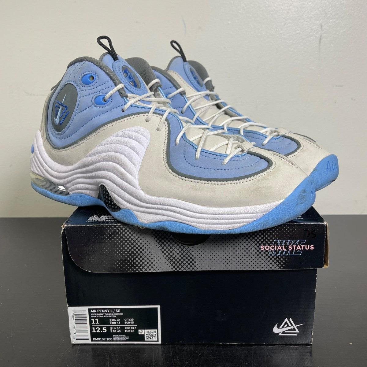Nike Air Penny 2 Social Status Playground University Blue 11 (Moderately Worn Pre-Owned)NikeSail/University Blue-White-Black - Image 1