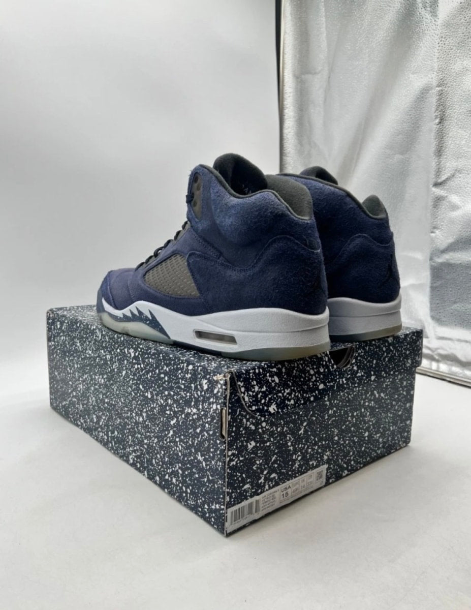 Jordan 5 Retro Midnight Navy 15 (Moderately Worn Pre-Owned)JordanMidnight Navy/Black/Football Grey - Image 4