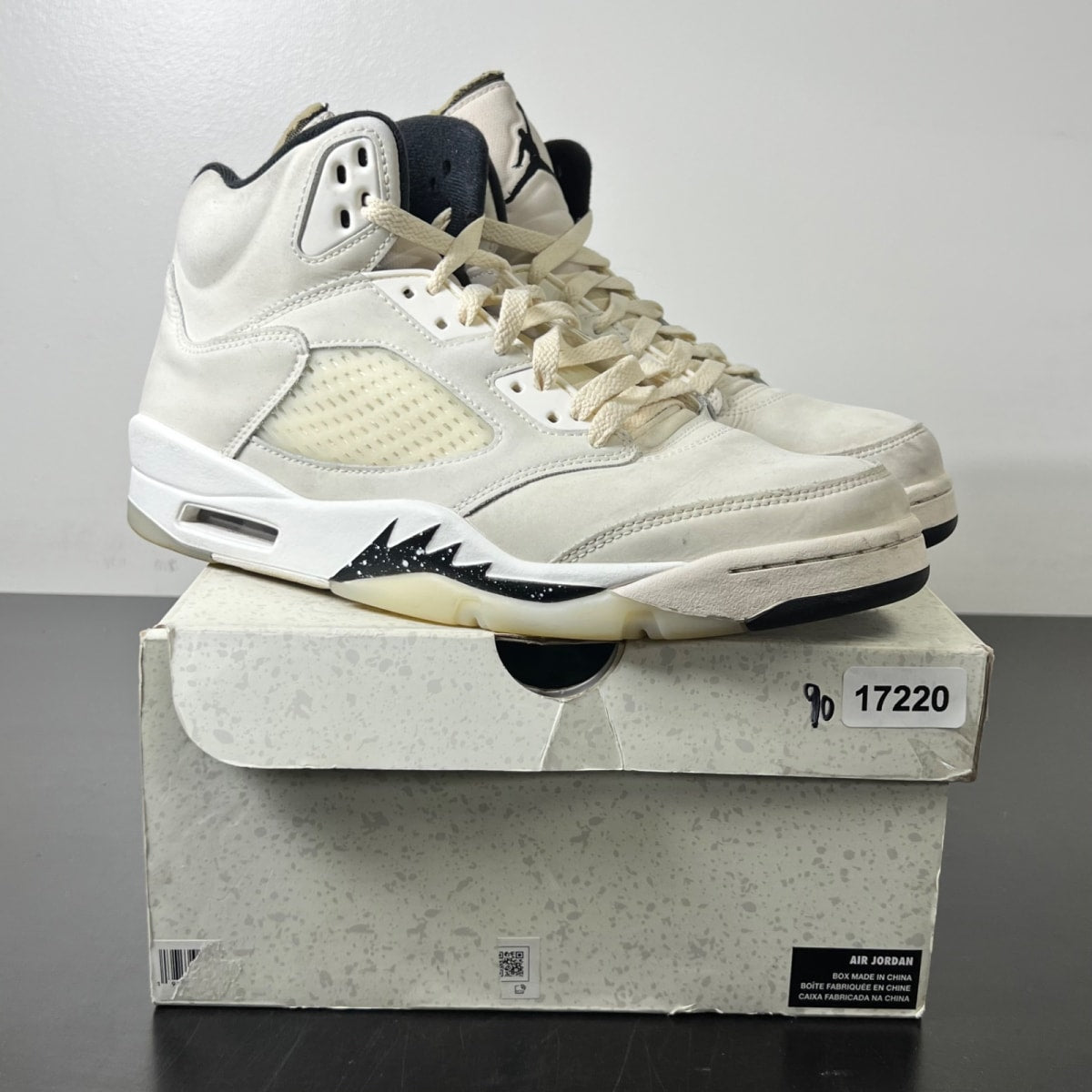 Jordan 5 Retro SE Sail 9.5 (Heavily Worn Pre-Owned)JordanSail/Black/Light Orewood Brown/Coconut Milk - Image 1