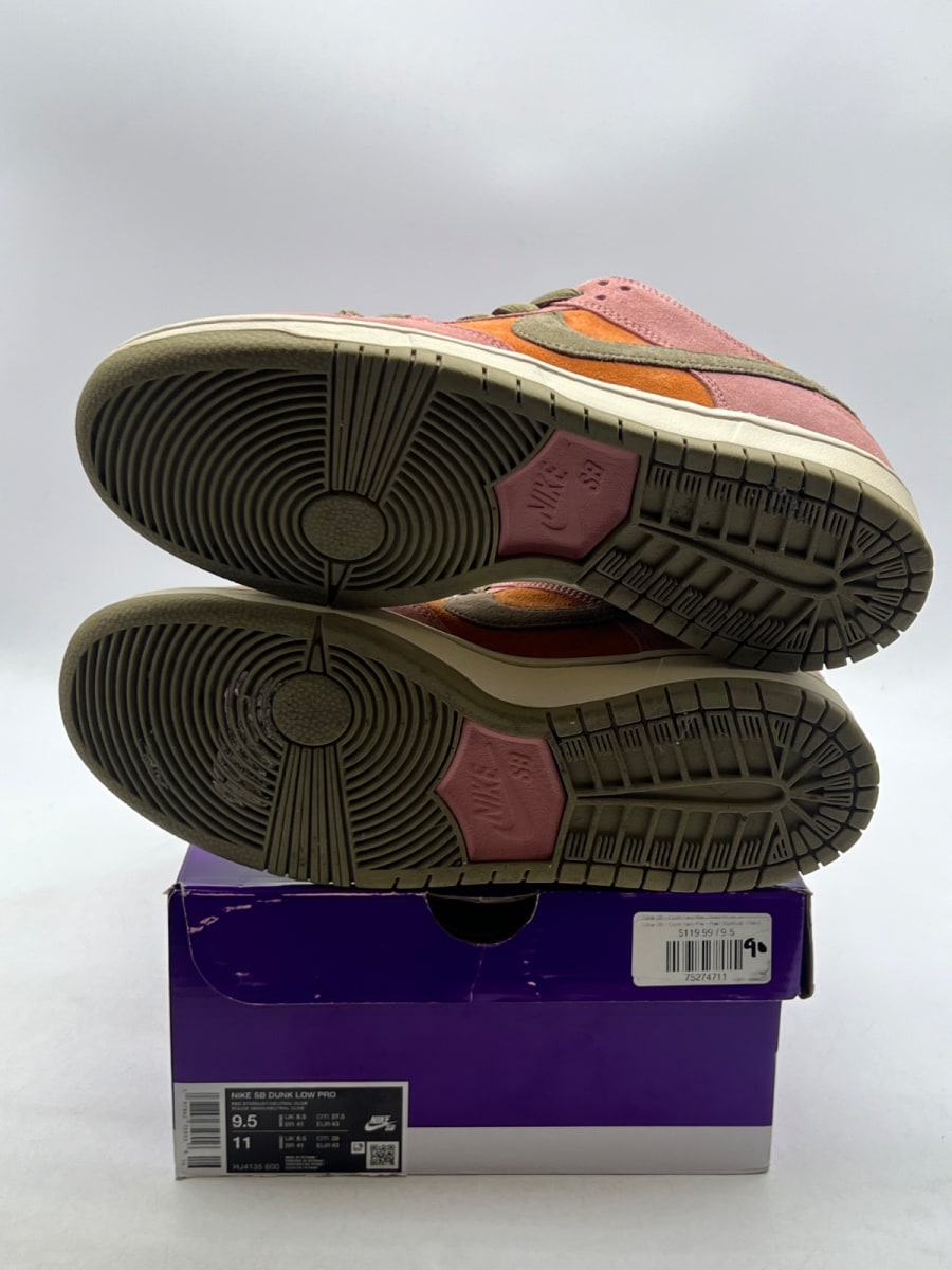 Nike SB Dunk Low Red Stardust 9.5 (Lightly Worn Pre-Owned)NikeRed Stardust/Neutral Olive-Monarch-Coconut Milk - Image 8