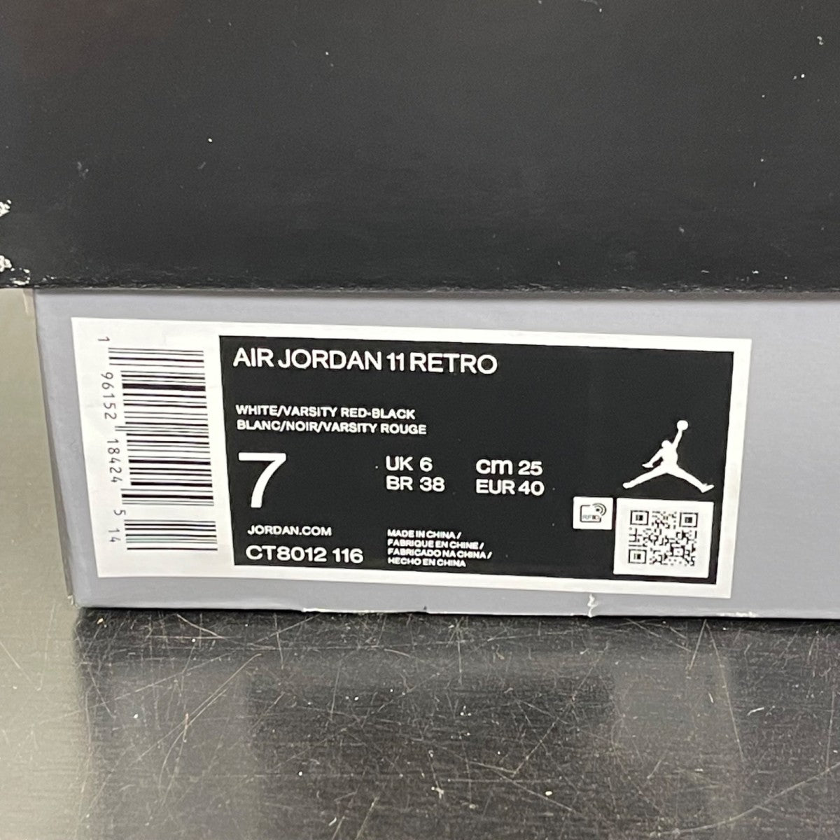 Jordan 11 Retro Cherry (2022) 7 (Moderately Worn Pre-Owned)JordanWhite/Varsity Red/Black - Image 7