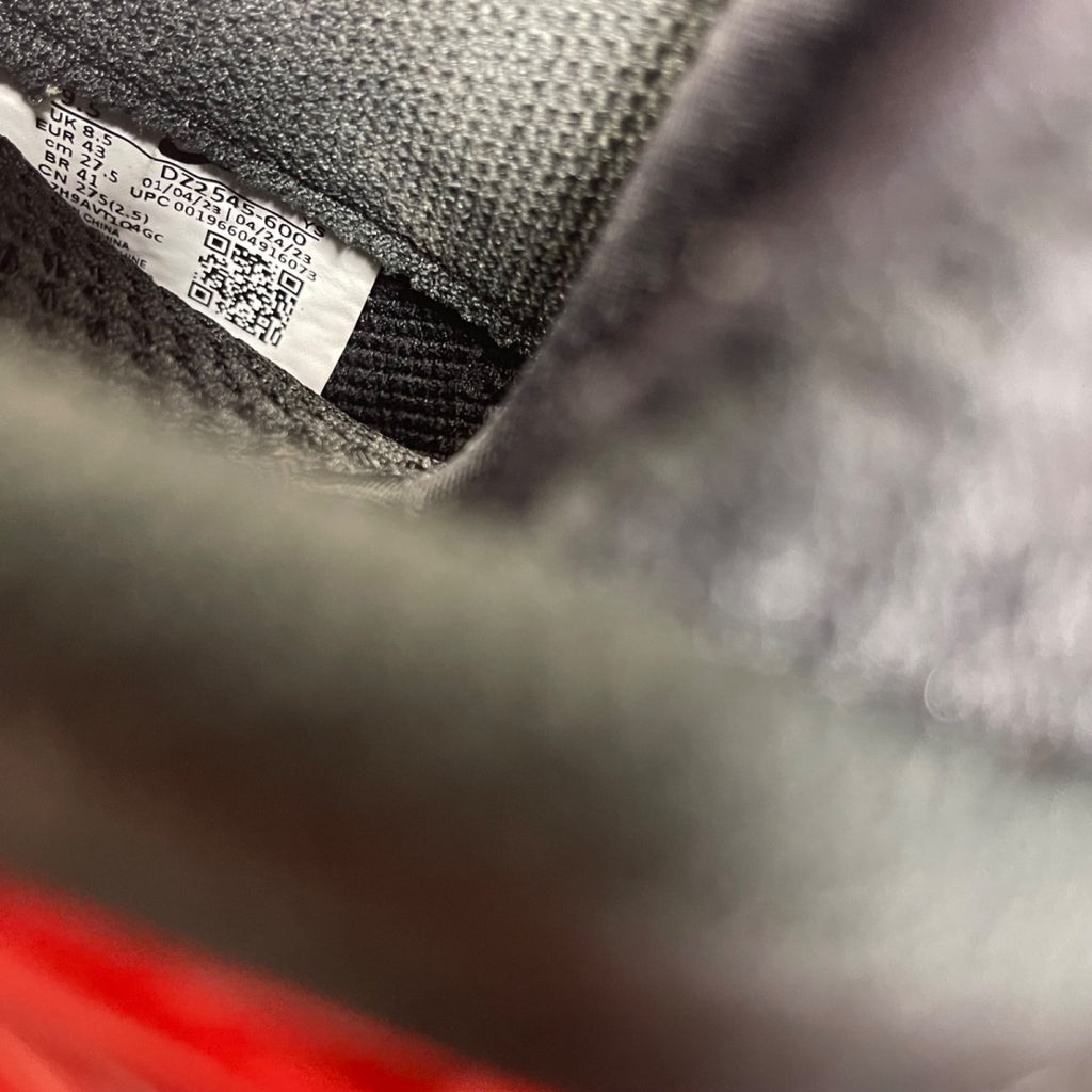 Nike Air Foamposite One Metallic Red (2023) 9.5 (Moderately Worn Pre-Owned)NikeVarsity Red/Black-White - Image 6