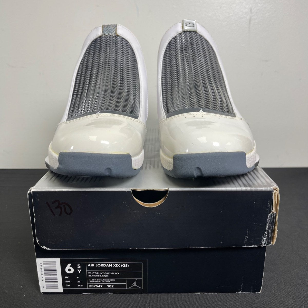 Air Jordan 19 OG GS 'Flint' 2004 (Size 6.5) - Image 2