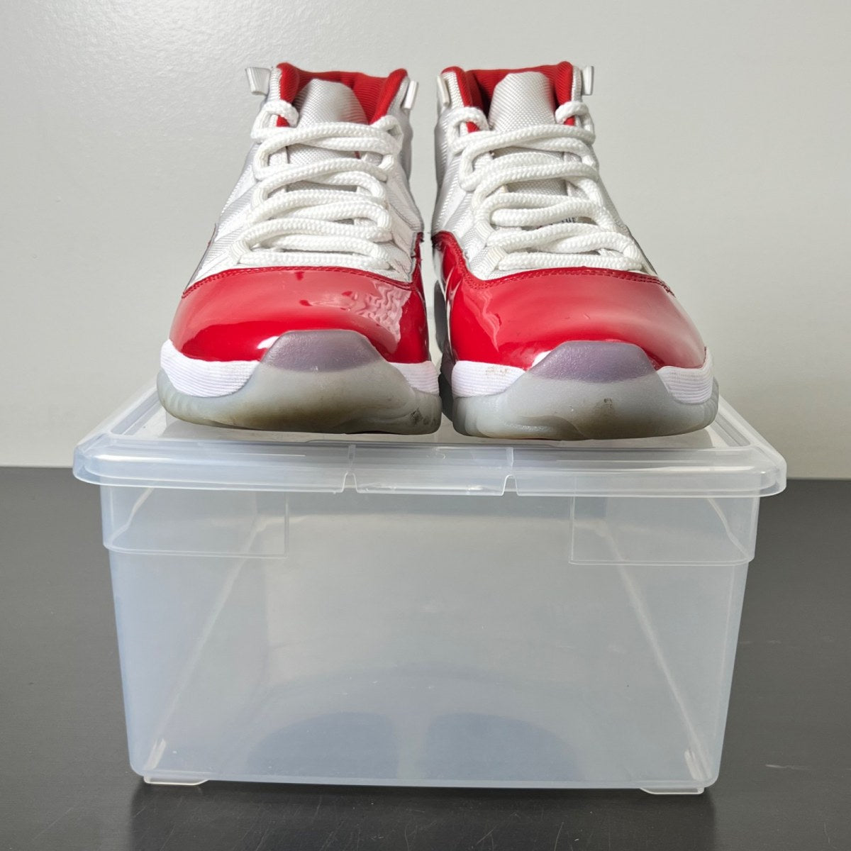 Jordan 11 Retro Cherry (2022) 9.5 (Moderately Worn Pre-Owned)JordanWhite/Varsity Red/Black - Image 2