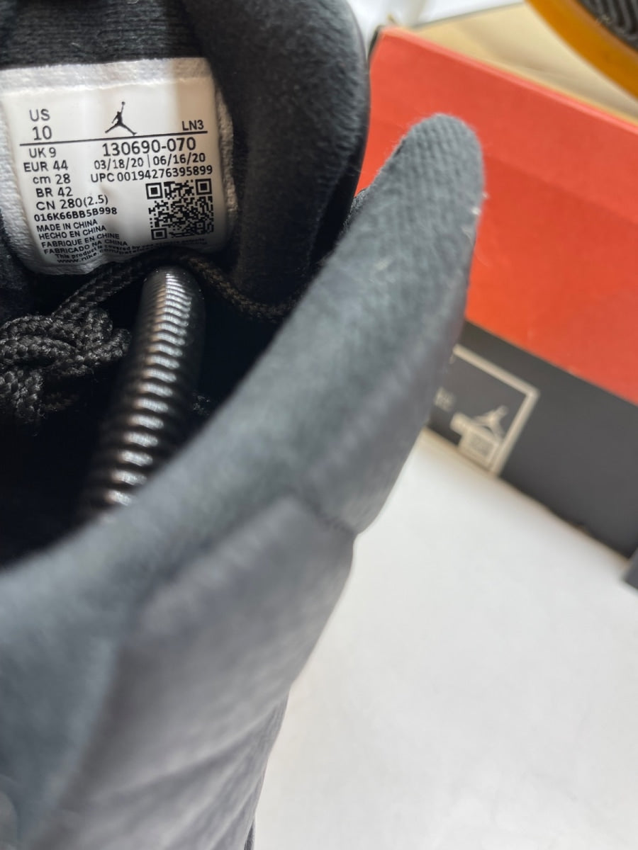 Jordan 12 Retro Black University Gold 10 (Moderately Worn Pre-Owned) - Image 8