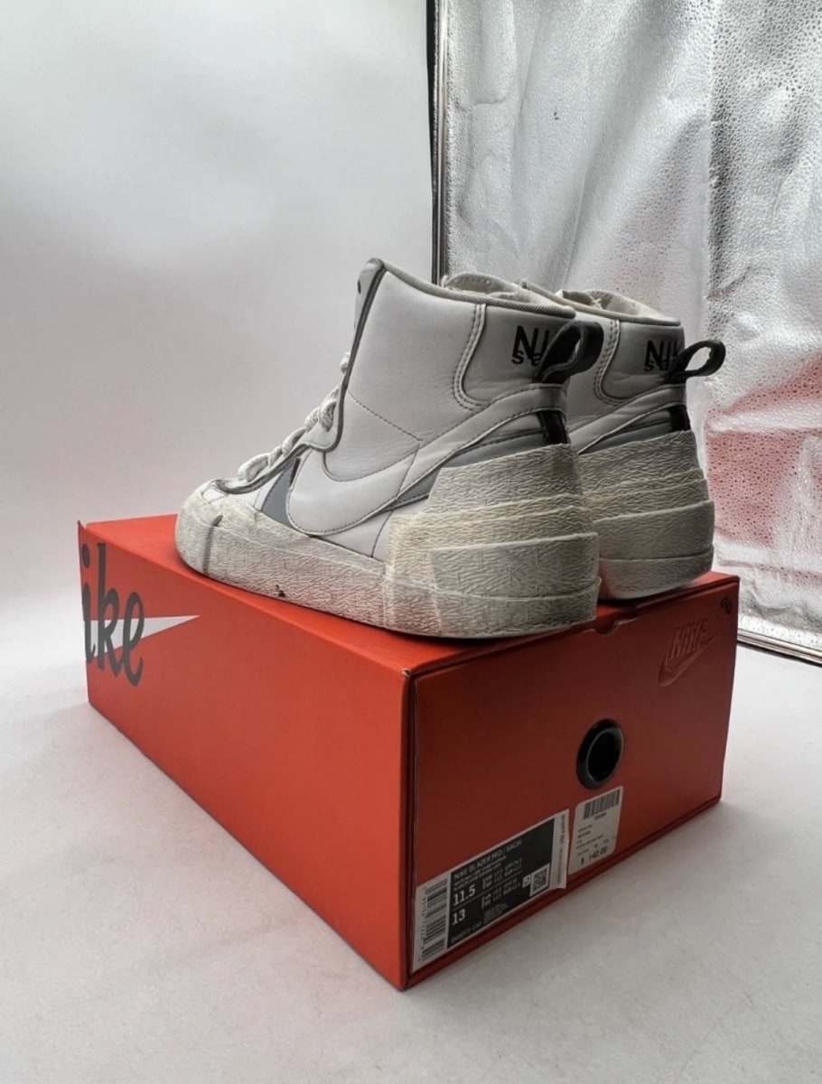 Nike Blazer Mid sacai White Grey 11.5 (Heavily Worn Pre-Owned)NikeSummit White/White-Wolf Grey-Black - Image 3