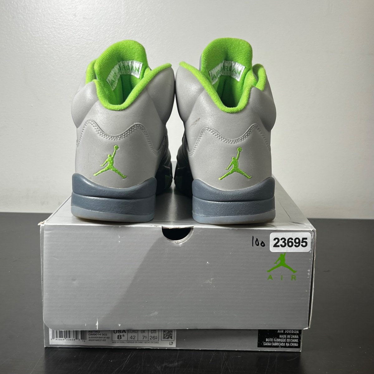 Jordan 5 Retro Green Bean (2022) 8.5 (Moderately Worn Pre-Owned)JordanSilver/Green Bean-Flint Grey - Image 4