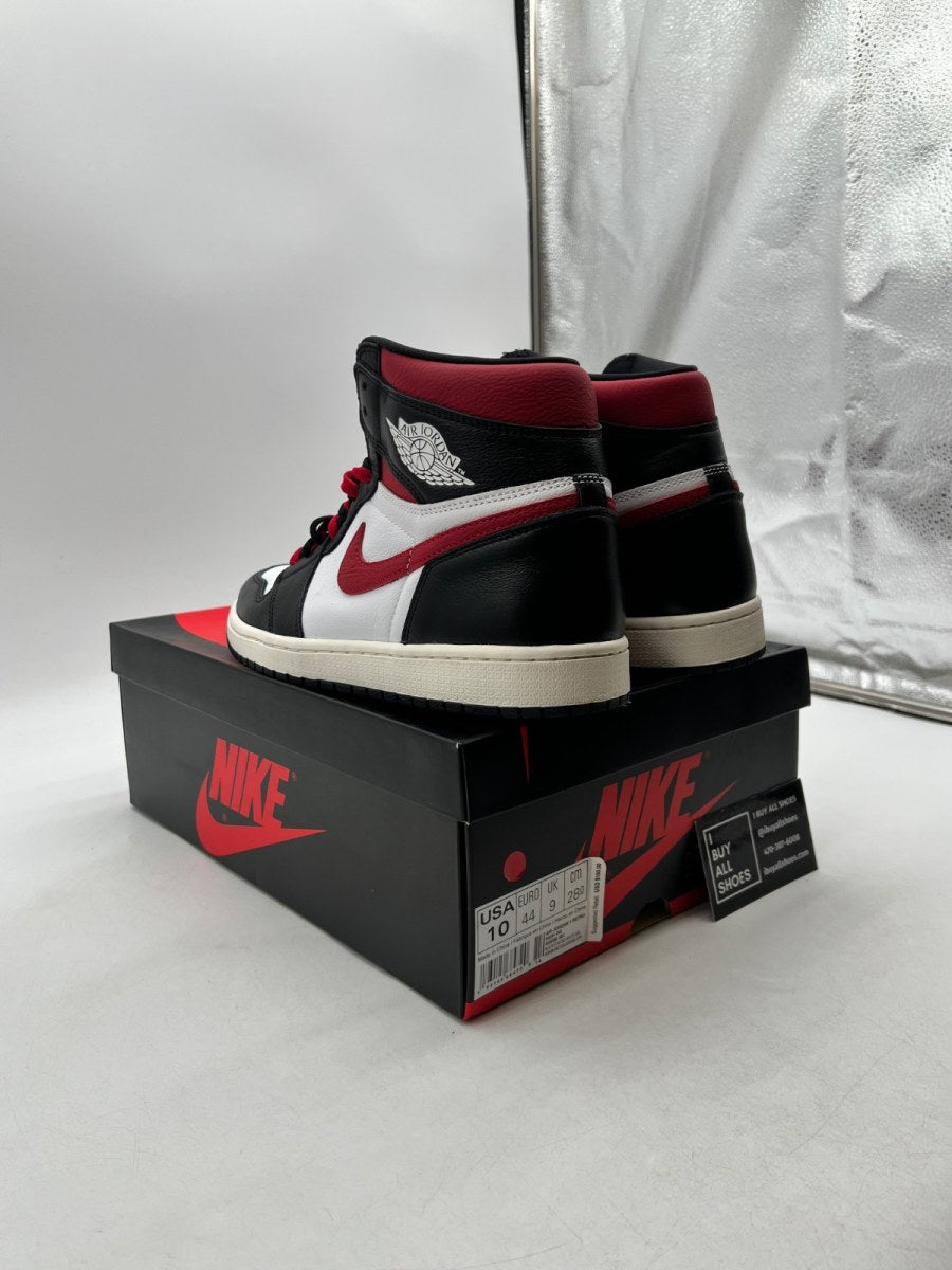 Jordan 1 Retro High Black Gym Red 10 (Lightly Worn Pre-Owned) - Image 4