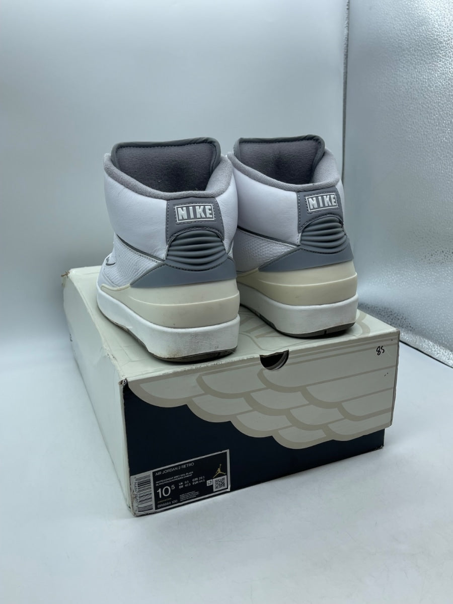 Jordan 2 Retro Cement Grey 10.5 (Moderately Worn Pre-Owned) - Image 4