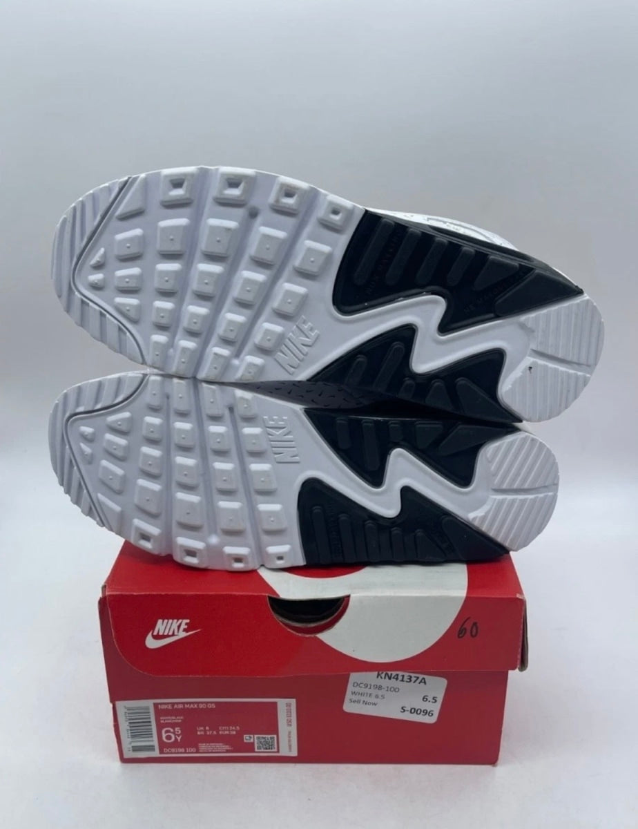 Nike Air Max 90 Swooshfetti (GS) 6Y (Lightly Worn Pre-Owned)NikeWhite/Black - Image 7