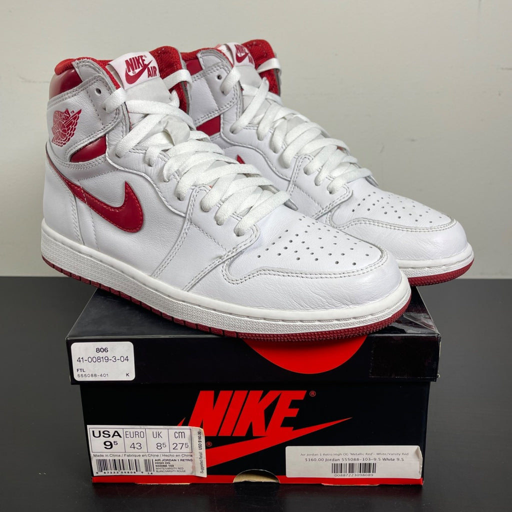 Jordan 1 Retro Metallic Red (2017) 9.5 (Moderately Worn Pre-Owned)JordanWhite/Varsity Red - Image 1
