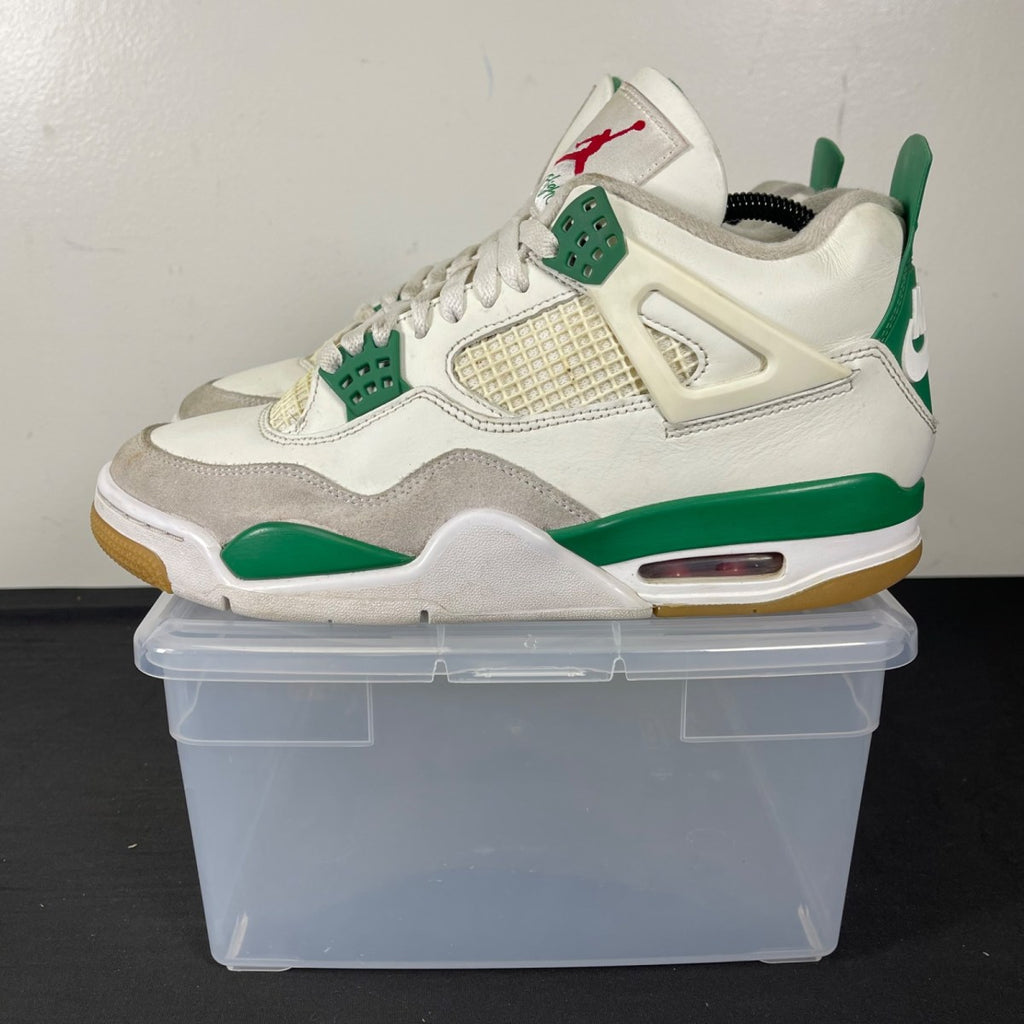 Jordan 4 Retro SB Pine Green (Size 9) - Image 3