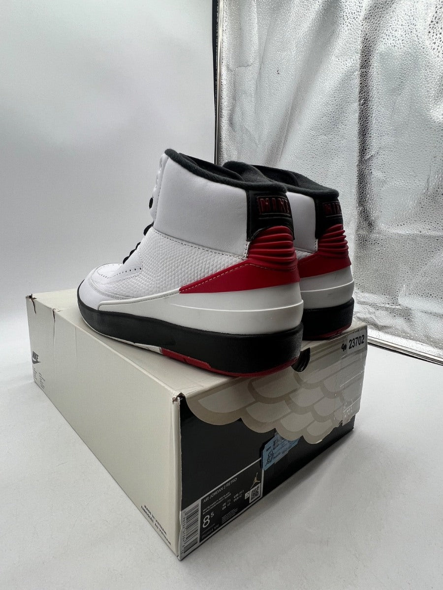 Jordan 2 Retro OG Chicago (2022) 8.5 (Lightly Worn Pre-Owned)JordanWhite/Varsity Red/Black - Image 6