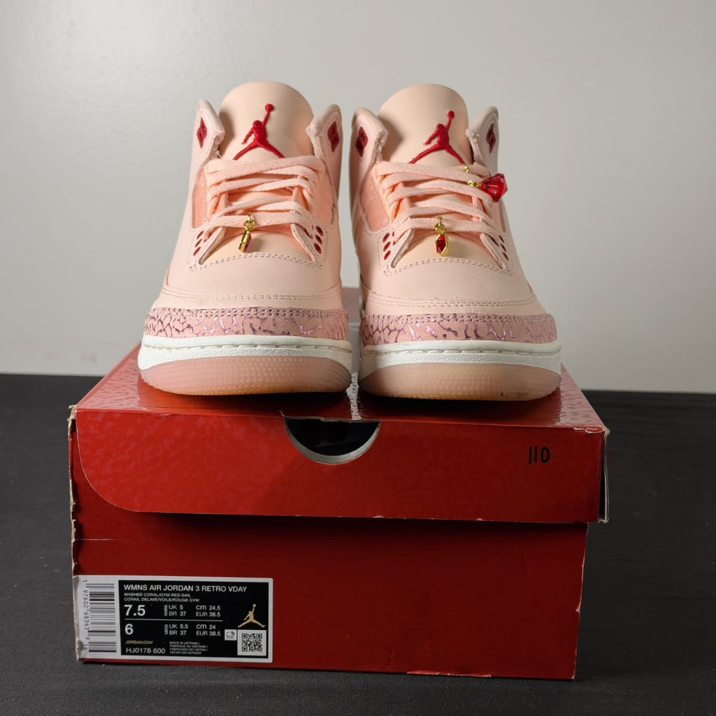 Jordan 3 Retro Valentine's Day Treat Yourself (2025) (Women's) (Size 7.5W) - aux