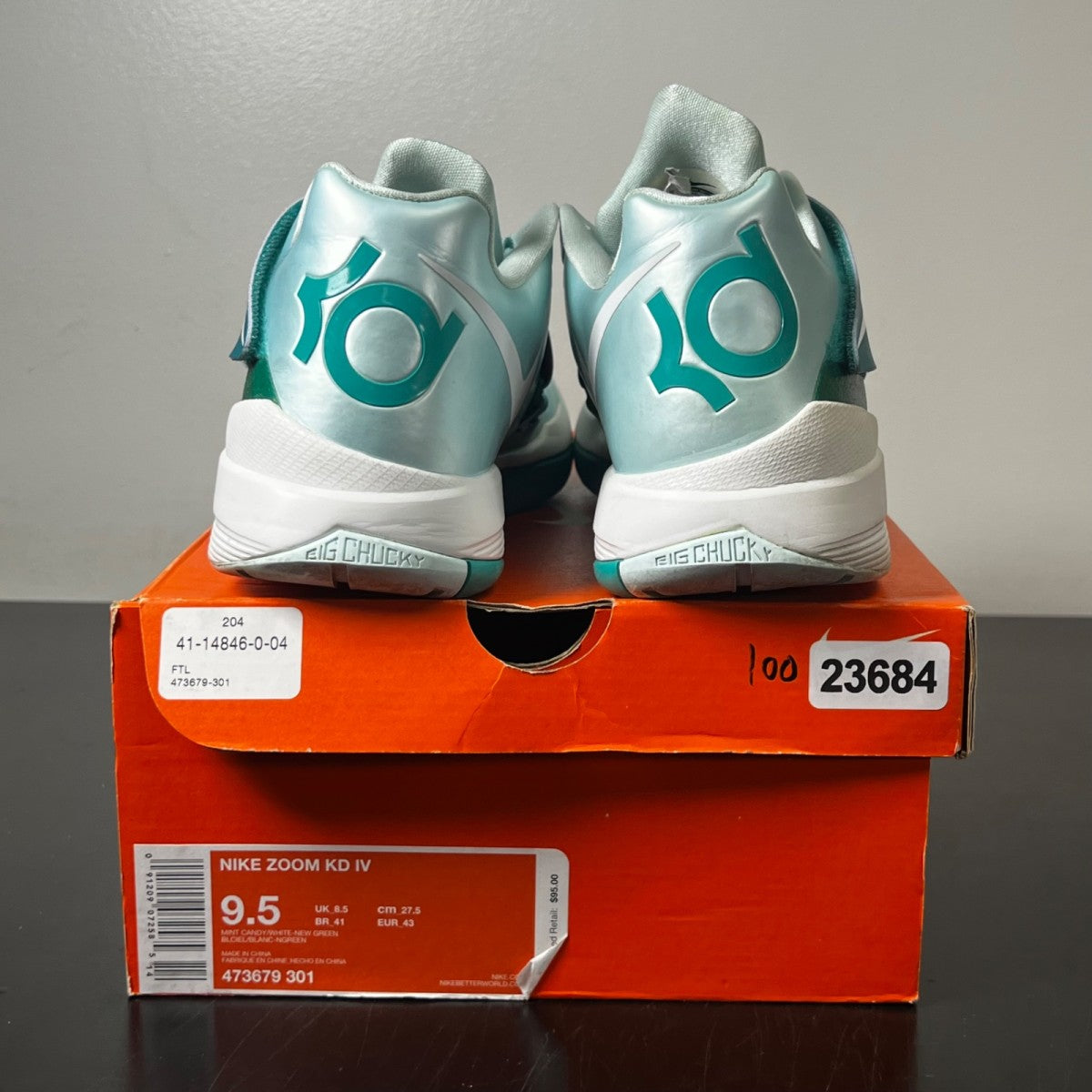 Nike KD 4 Easter 9.5 (Lightly Worn Pre-Owned)NikeMint Candy/White-New Green - Image 4