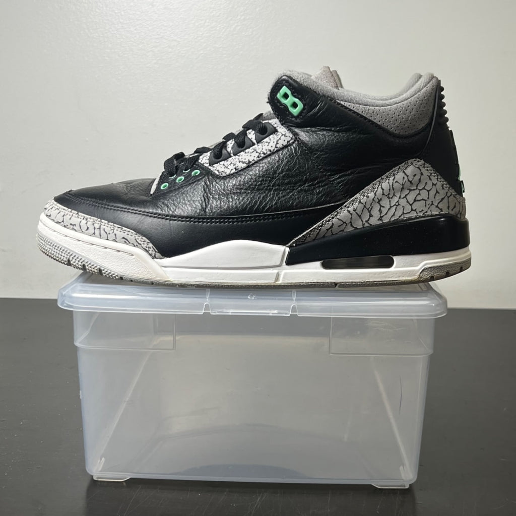 Jordan 3 Retro Green Glow 10 (Heavily Worn Pre-Owned)JordanBlack/Green Glow/Wolf Grey/White - Image 3