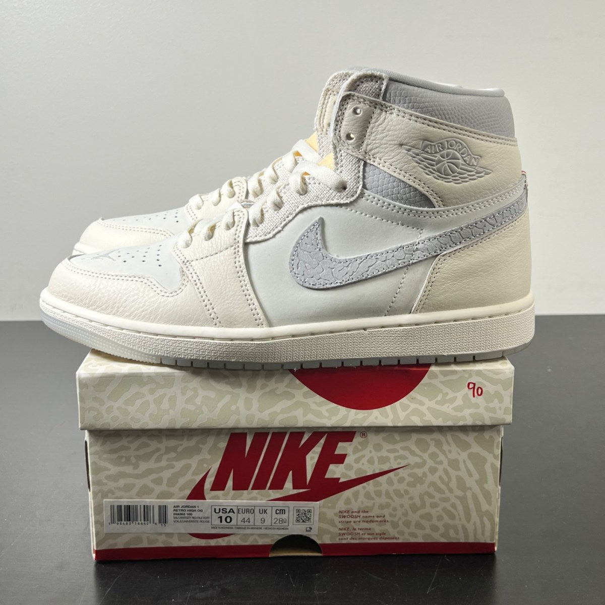 Jordan 1 Retro High OG Sail University Red 10 (Lightly Worn Pre-Owned)Jordan - Image 3