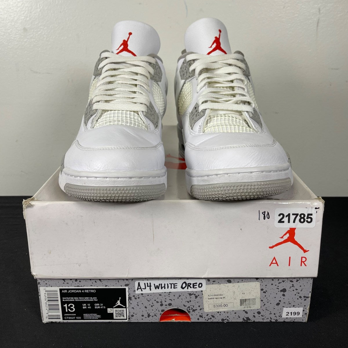 Jordan 4 Retro White Oreo (2021) 13 (Moderately Worn Pre-Owned)JordanWhite/Tech Grey-Black-Fire Red - Image 2