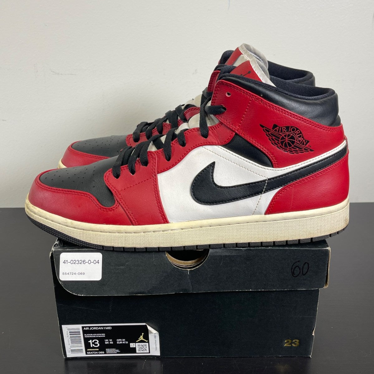 Jordan 1 Mid Chicago Toe 13 (Moderately Worn Pre-Owned)JordanBlack/Gym Red-White - Image 3