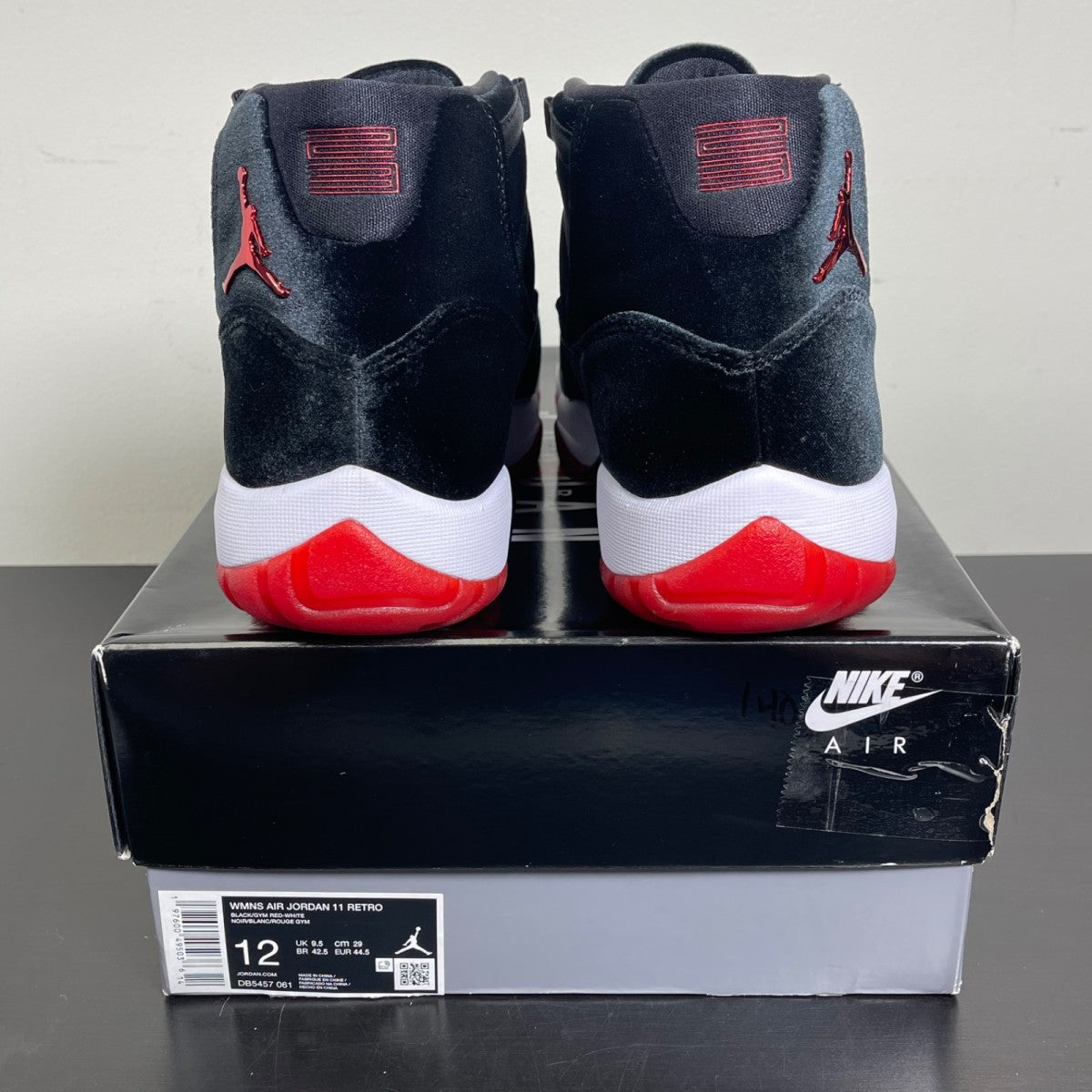 Jordan 11 Retro Bred Velvet (Women's) 12W (Lightly Worn Pre-Owned)JordanBlack/Gym Red/White - Image 4