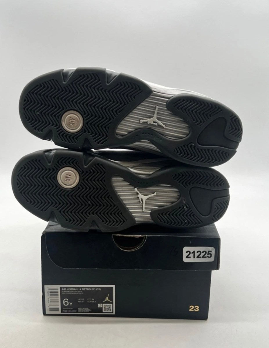 Jordan 14 Retro Flint Grey (GS) 6Y (Moderately Worn Pre-Owned)JordanFlint Grey/Stealth Grey/White - Image 6