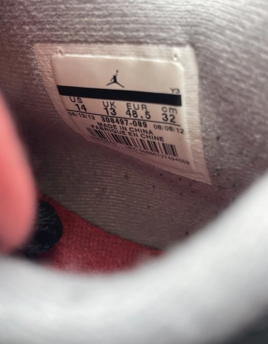 Jordan 4 Retro Black Cement (2012) 14 (Moderately Worn Pre-Owned)JordanBlack/Fire Red-Cement Grey - Image 8
