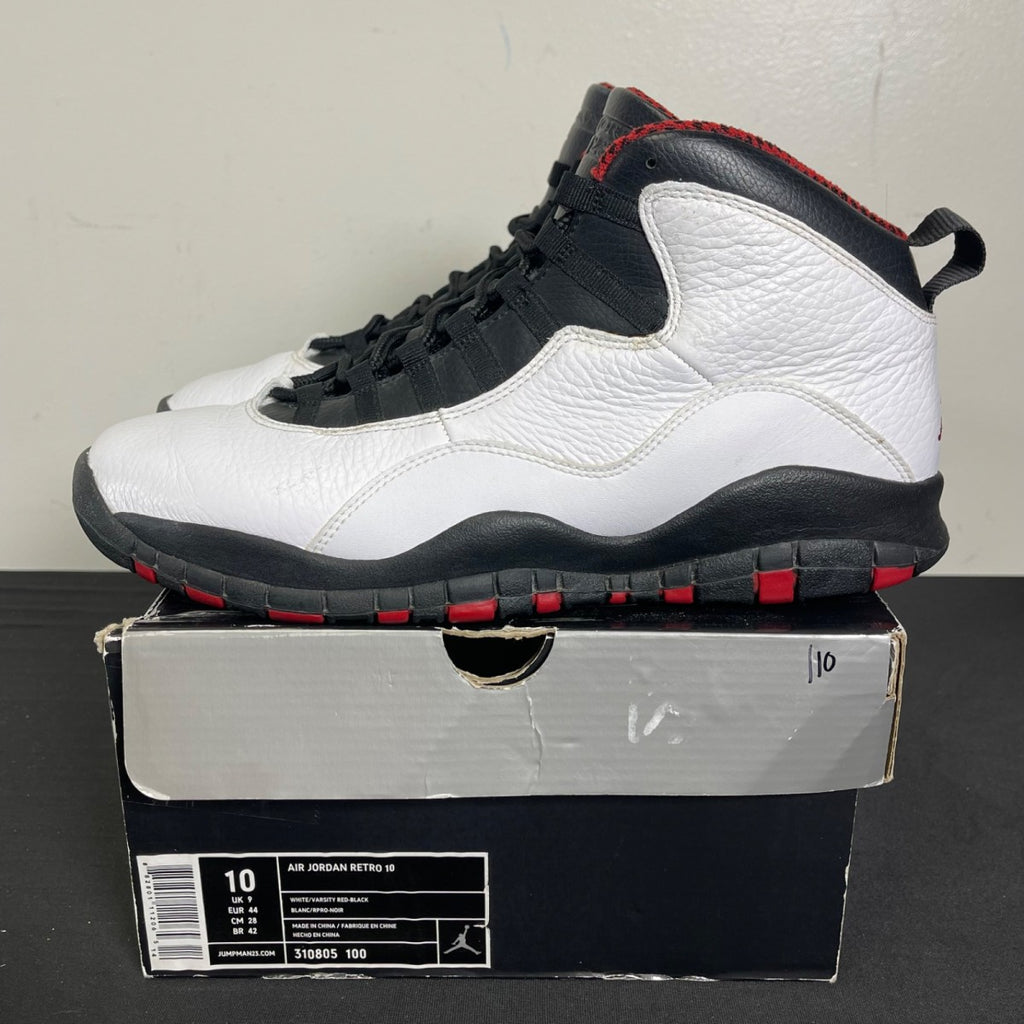Jordan 10 Retro Chicago Bulls (2012) 10 (Moderately Worn Pre-Owned)JordanWhite/Varsity Red-Black - Image 3