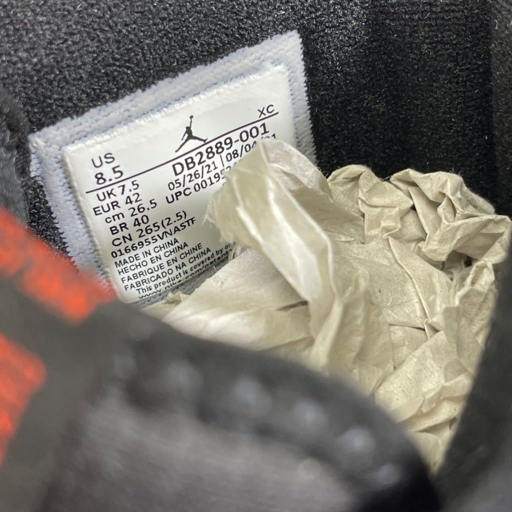 Jordan 1 Retro High Element Gore-Tex Black Particle Grey 8.5 (Moderately Worn Pre-Owned)JordanBlack/Chile Red/Particle Grey/Sail - Image 6