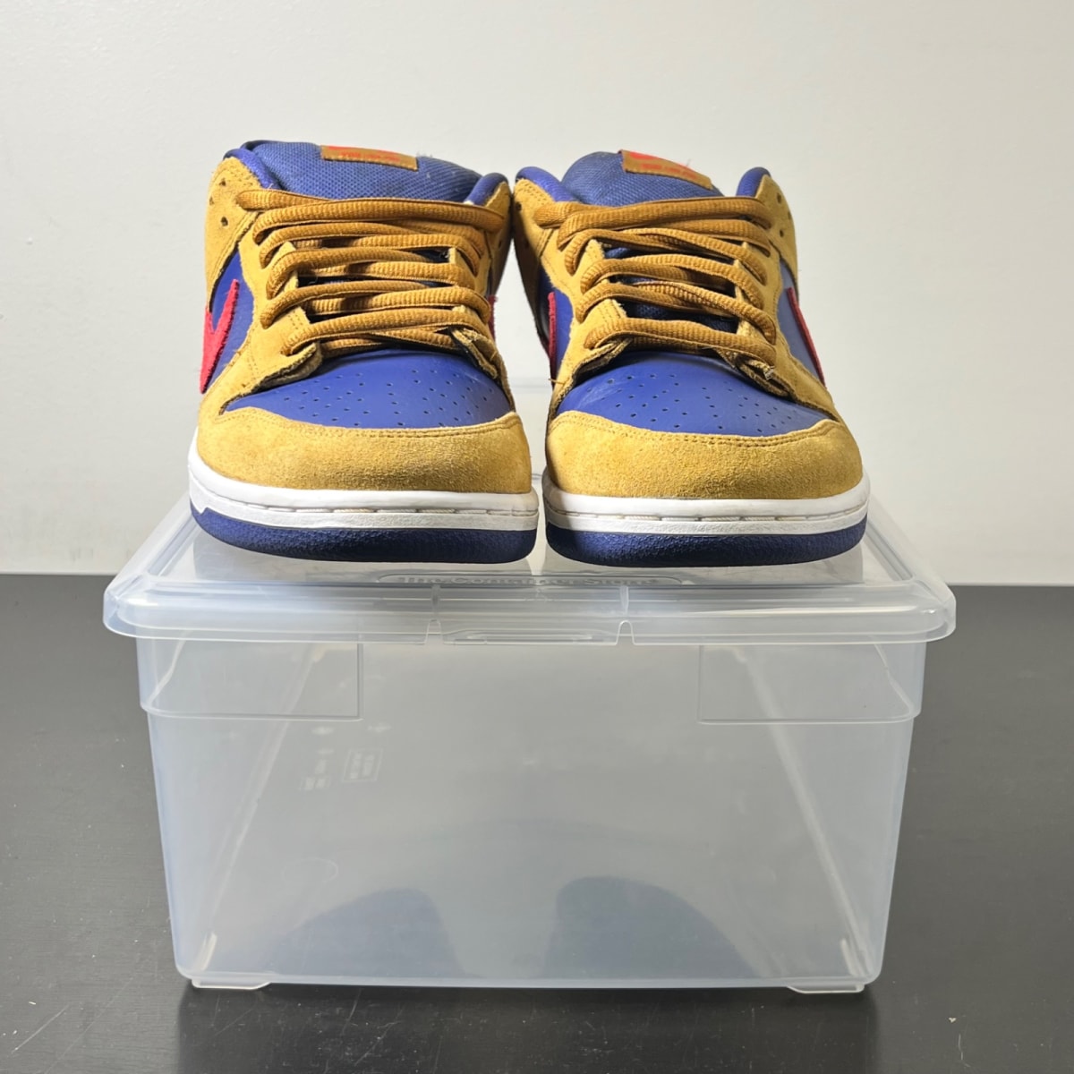 Nike SB Dunk Low Reverse Papa Bear 11 (Moderately Worn Pre-Owned)NikeWheat/Light Fusion Red-Dark Purple - Image 2